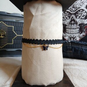 Collier simple papillon
